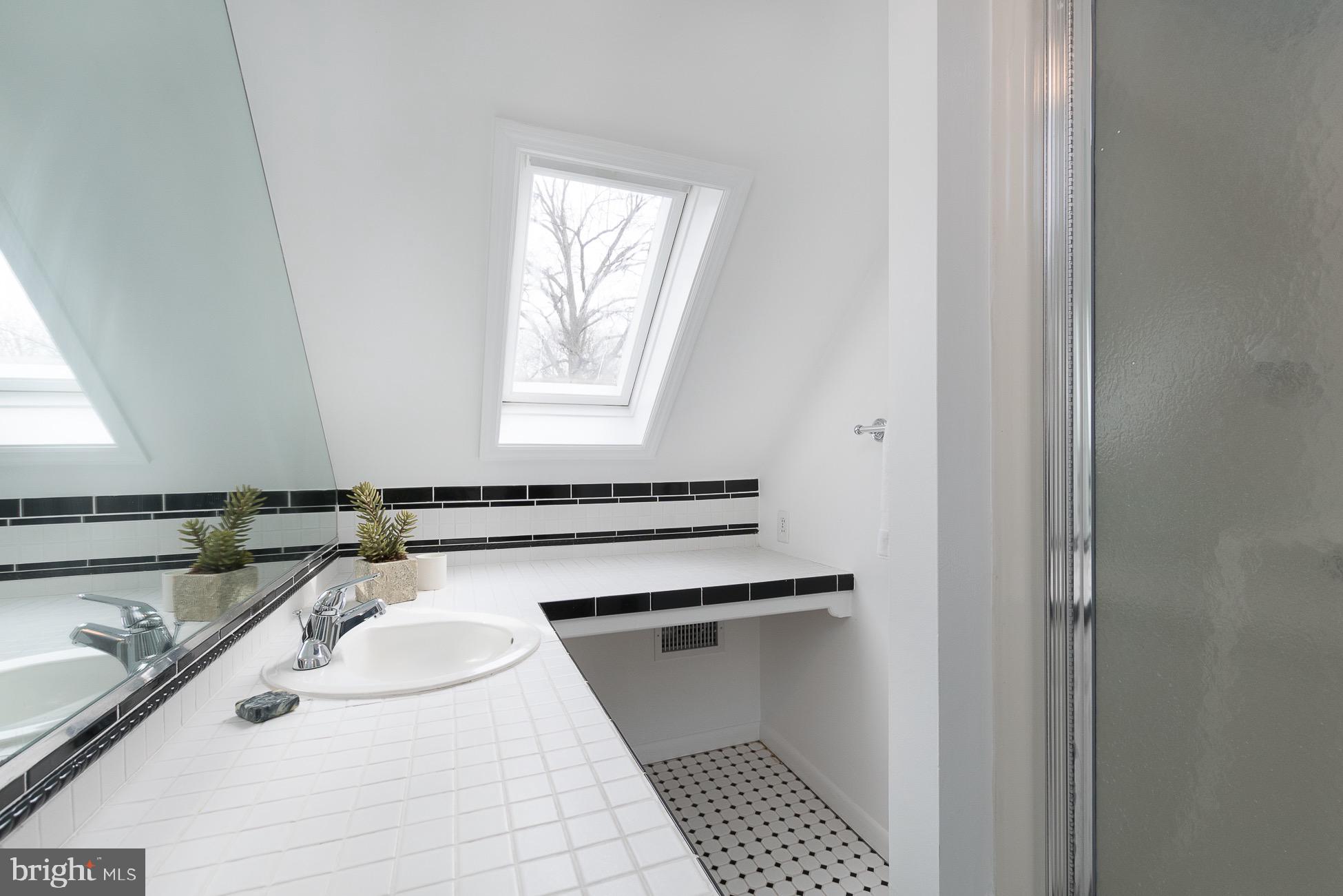 114 King George Road Pennington, NJ 08534 - Photo 20 of 24
