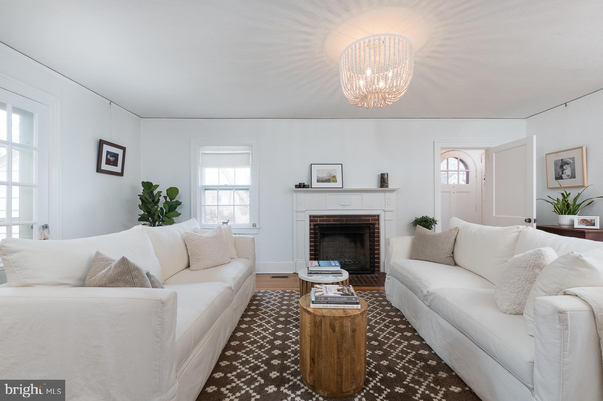 114 King George Road Pennington, NJ 08534 - Photo 4 of 24