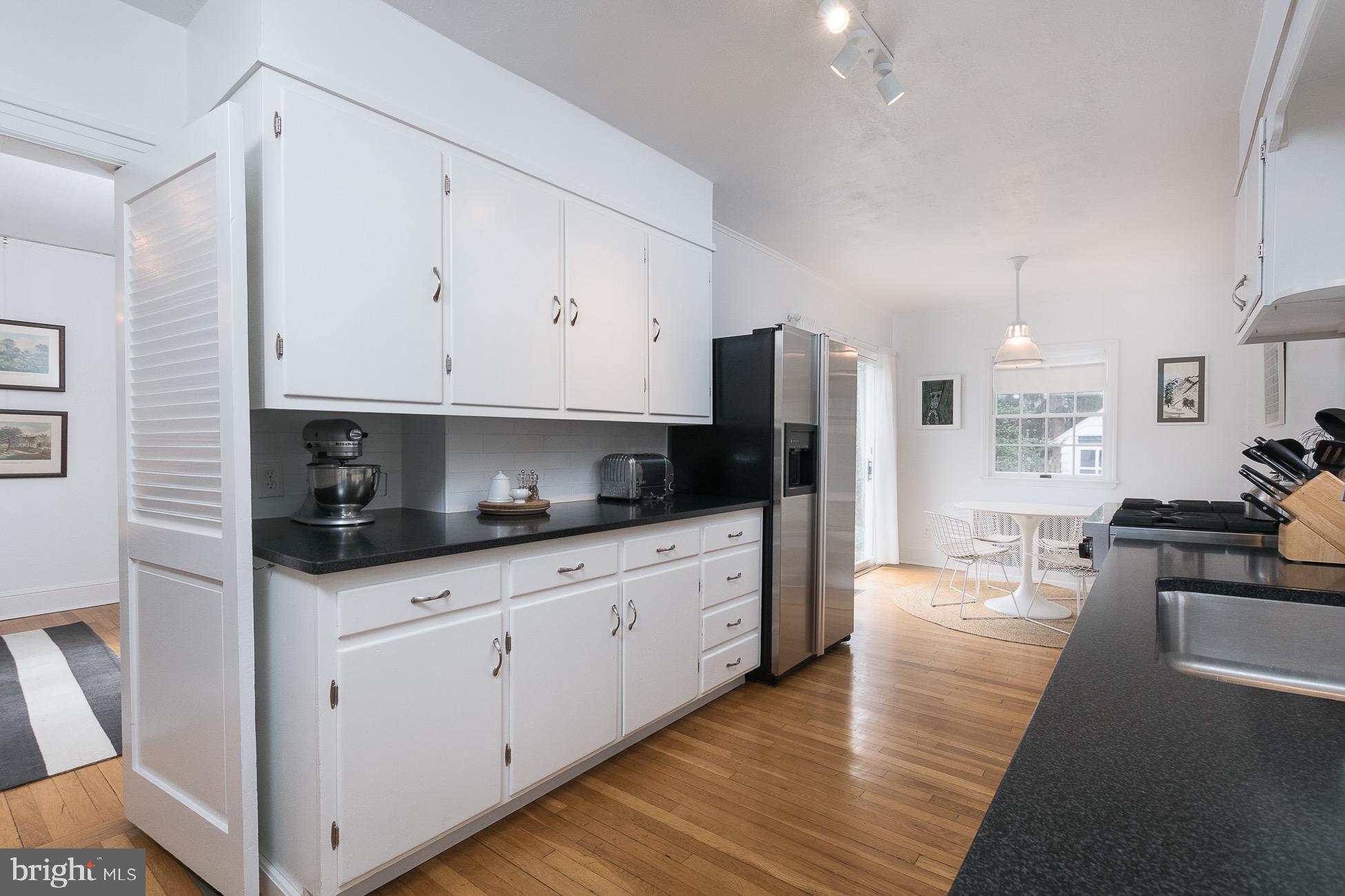 114 King George Road Pennington, NJ 08534 - Photo 9 of 24