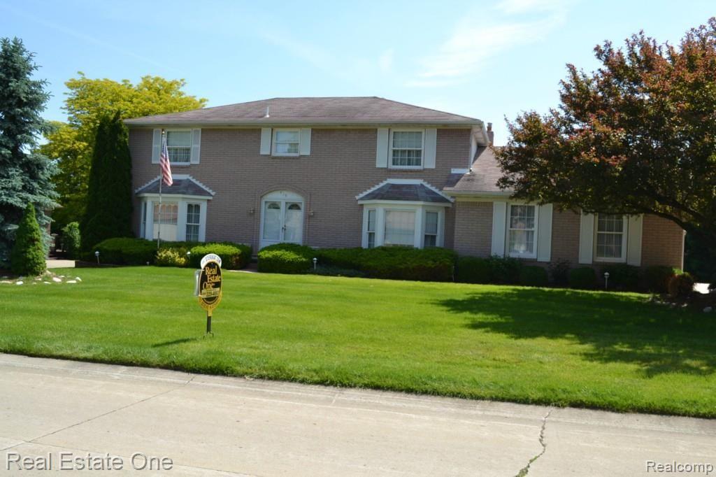 419 Lake Forest Road Rochester, MI 48309 - Photo 85 of 99 Front-West Elevation
