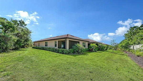 $399,900 | 701 Maraviya Boulevard, Nokomis, FL 34275