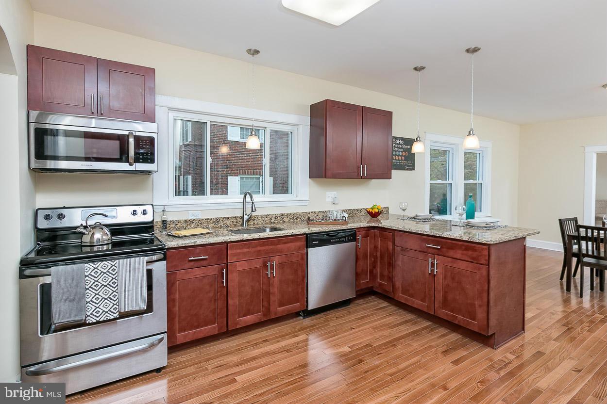 3613 Edgewood Road Baltimore, MD 21215 - Photo 2 of 30 Gourmet Kitchen!