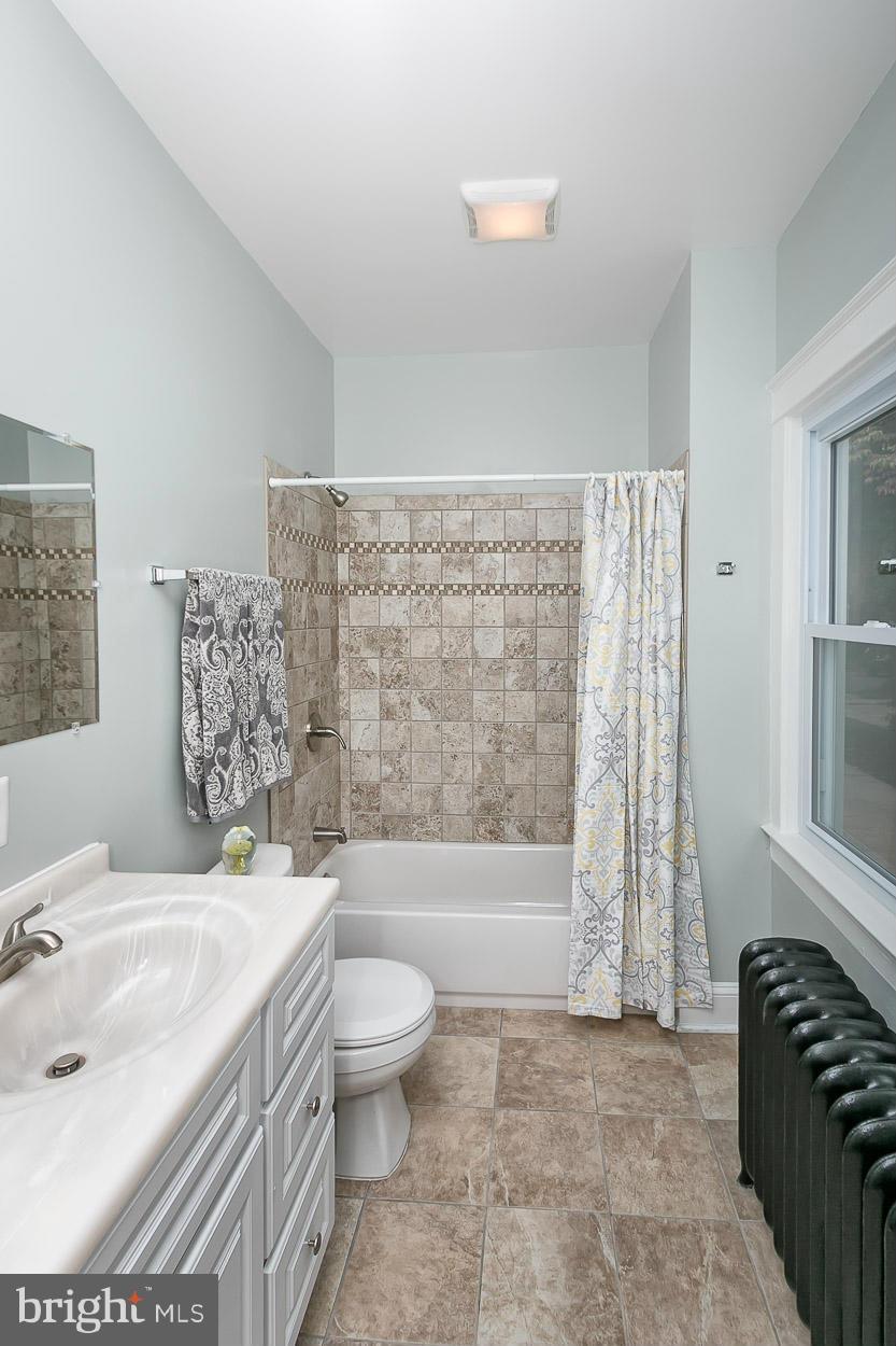3613 Edgewood Road Baltimore, MD 21215 - Photo 15 of 30 Attached Full Master Bath with Double Vanity!