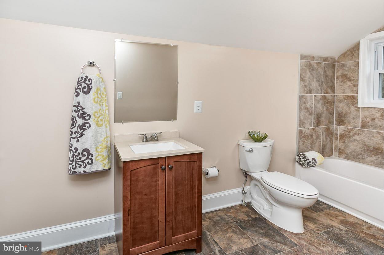 3613 Edgewood Road Baltimore, MD 21215 - Photo 18 of 30 Two Full Baths with Ceramic Tile on Upper Level!