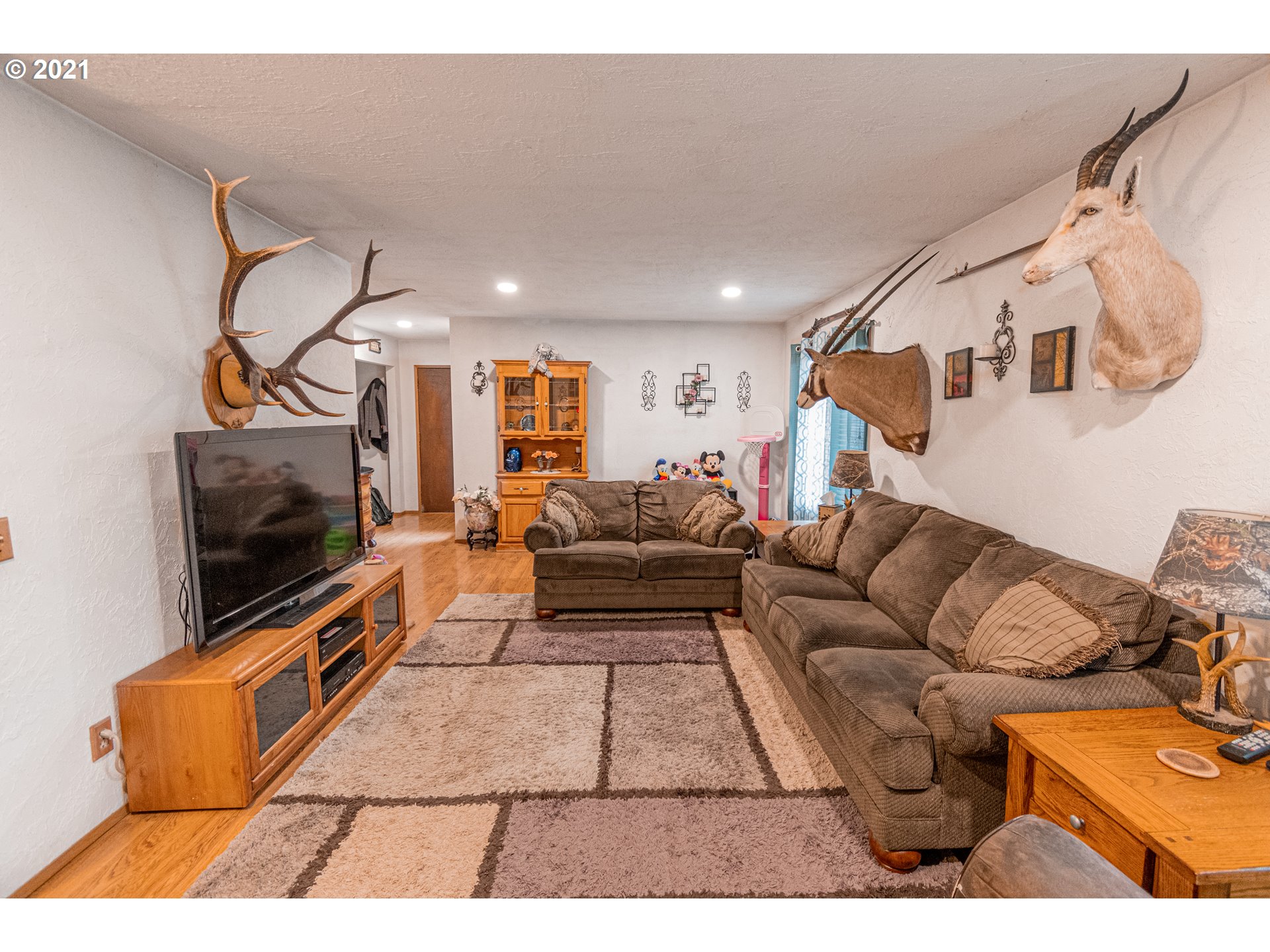 25740 Tyee Road Cloverdale, OR 97112 - Photo 5 of 31 Gallery Image 5