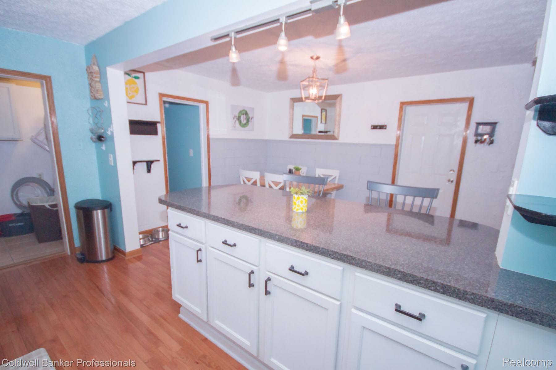 10401 Maple Road Hartland, MI 48353 - Photo 41 of 50 Maple (35).jpg