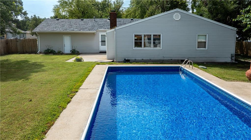 911 Turner Road Pittsburg, KS 66762 - Photo 6 of 25