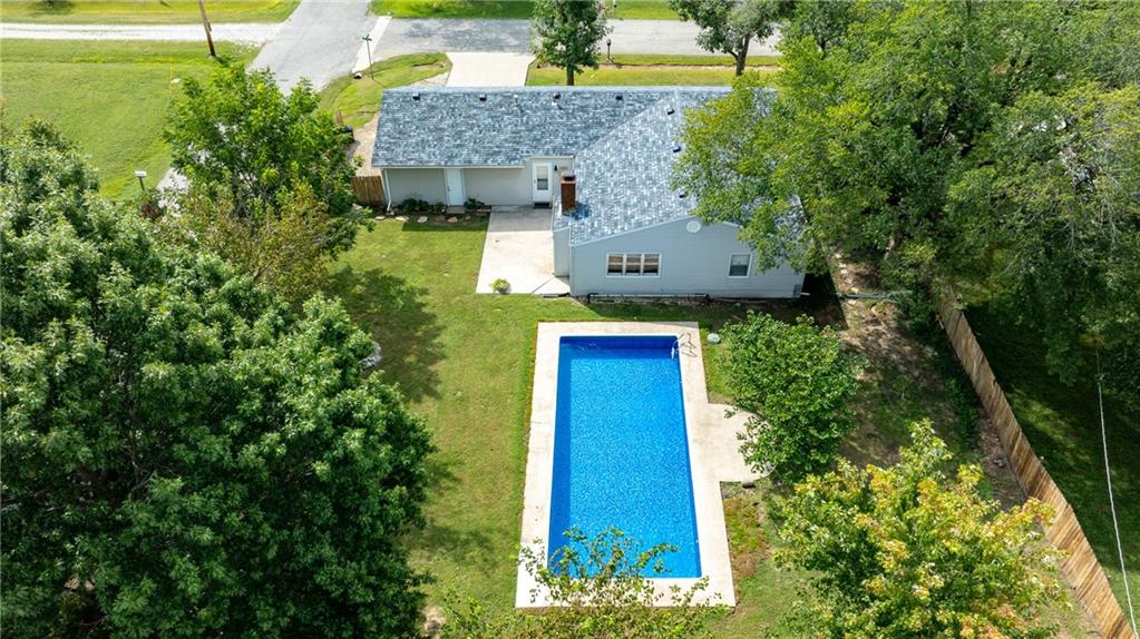 911 Turner Road Pittsburg, KS 66762 - Photo 8 of 25