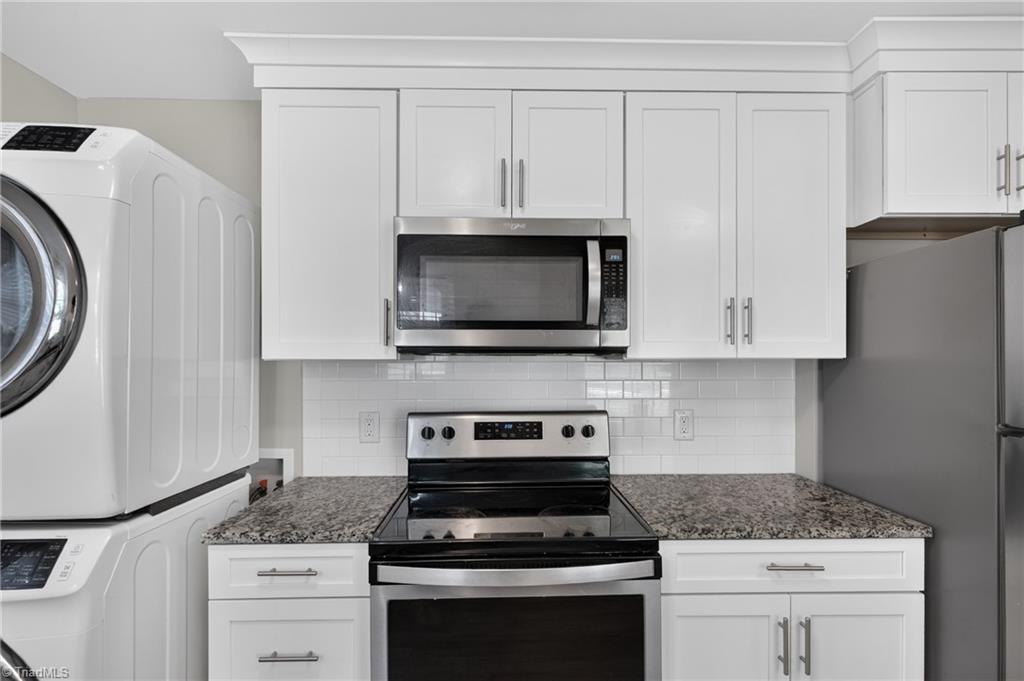124 Manor Drive High Point, NC 27260 - Photo 19 of 44