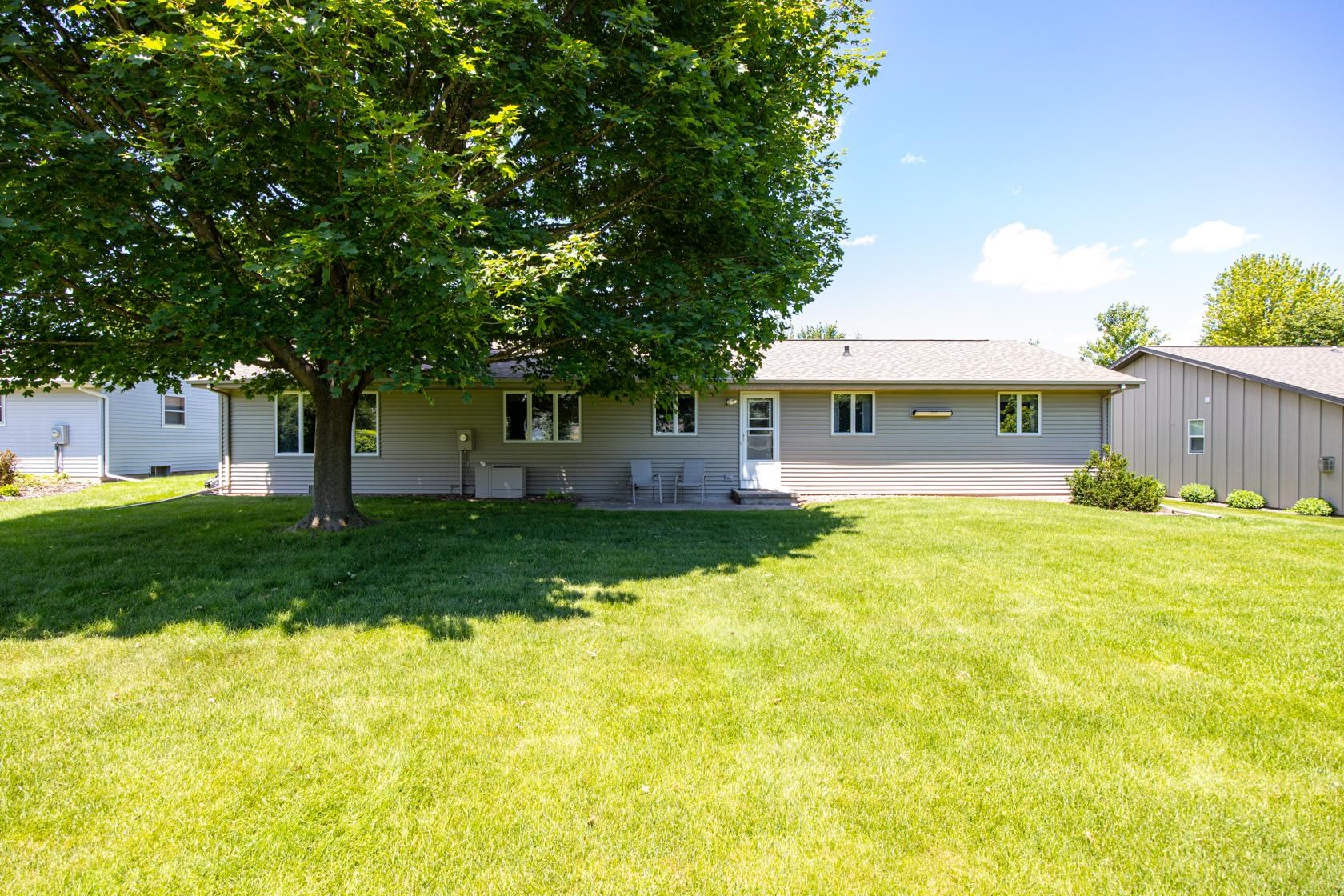 931 East Sunset Avenue Appleton, WI 54911 - Photo 23 of 25