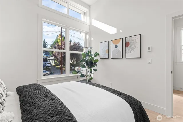 $859,950 | 7350 22nd Avenue Northwest, Unit B, Seattle, WA 98117