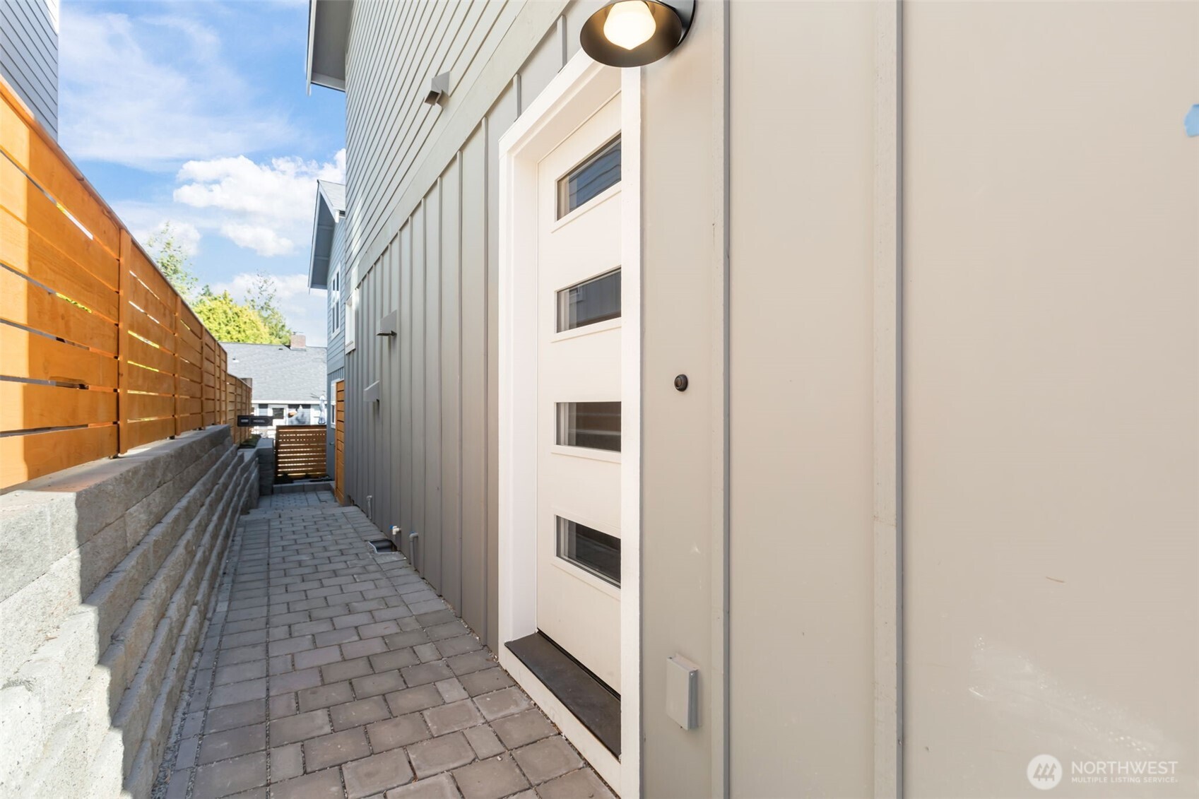 7350 22nd Avenue Northwest, Unit B Seattle, WA 98117 - Photo 24 of 24 a view of a balcony