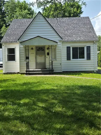 $195,000 | 1002 West Church Street, Unit 1, Elmira, NY 14905