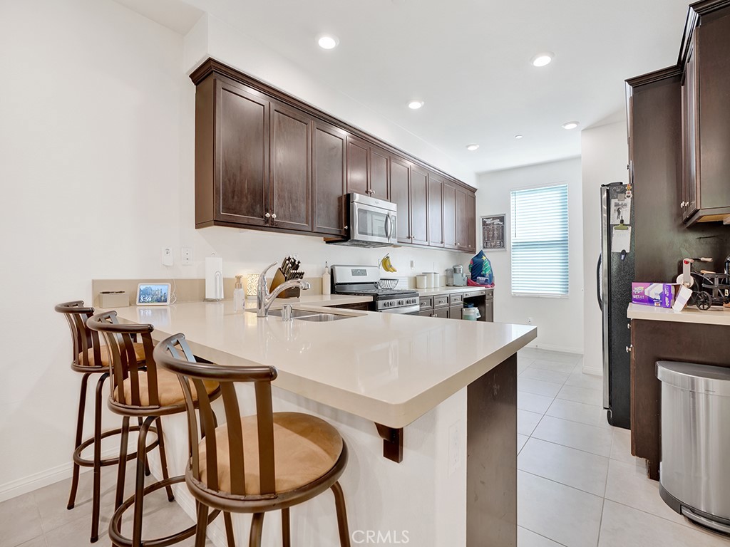59 Plateau Irvine, CA 92618 - Photo 4 of 15