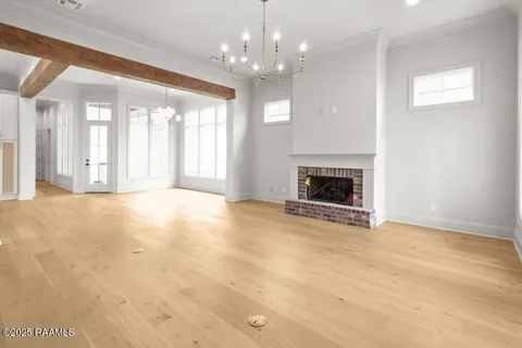 $511,400 | 106 Hedgemoore Court, Youngsville, LA 70592