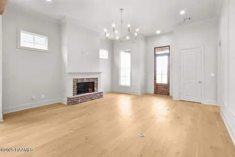 $511,400 | 106 Hedgemoore Court, Youngsville, LA 70592