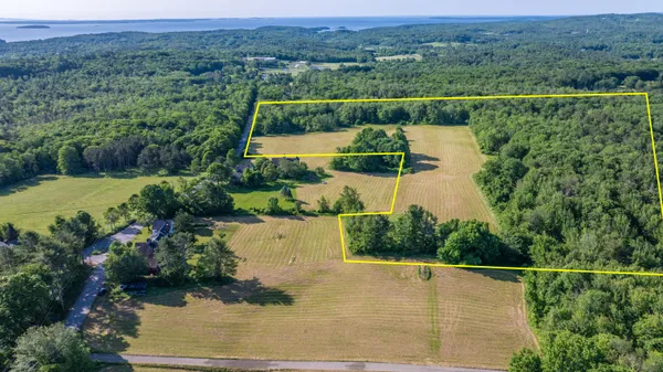 $895,000 | 43 Melvin Heights Road, Camden, ME 04843