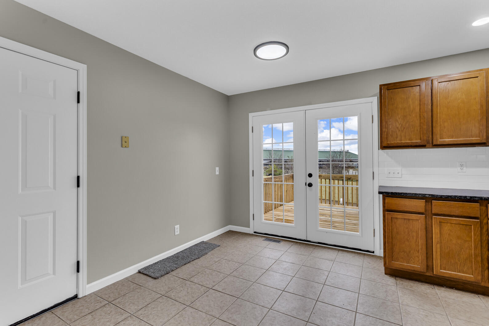 8373 South Stoney Lake Road Jackson, MI 49201 - Photo 19 of 40 0N0A8510