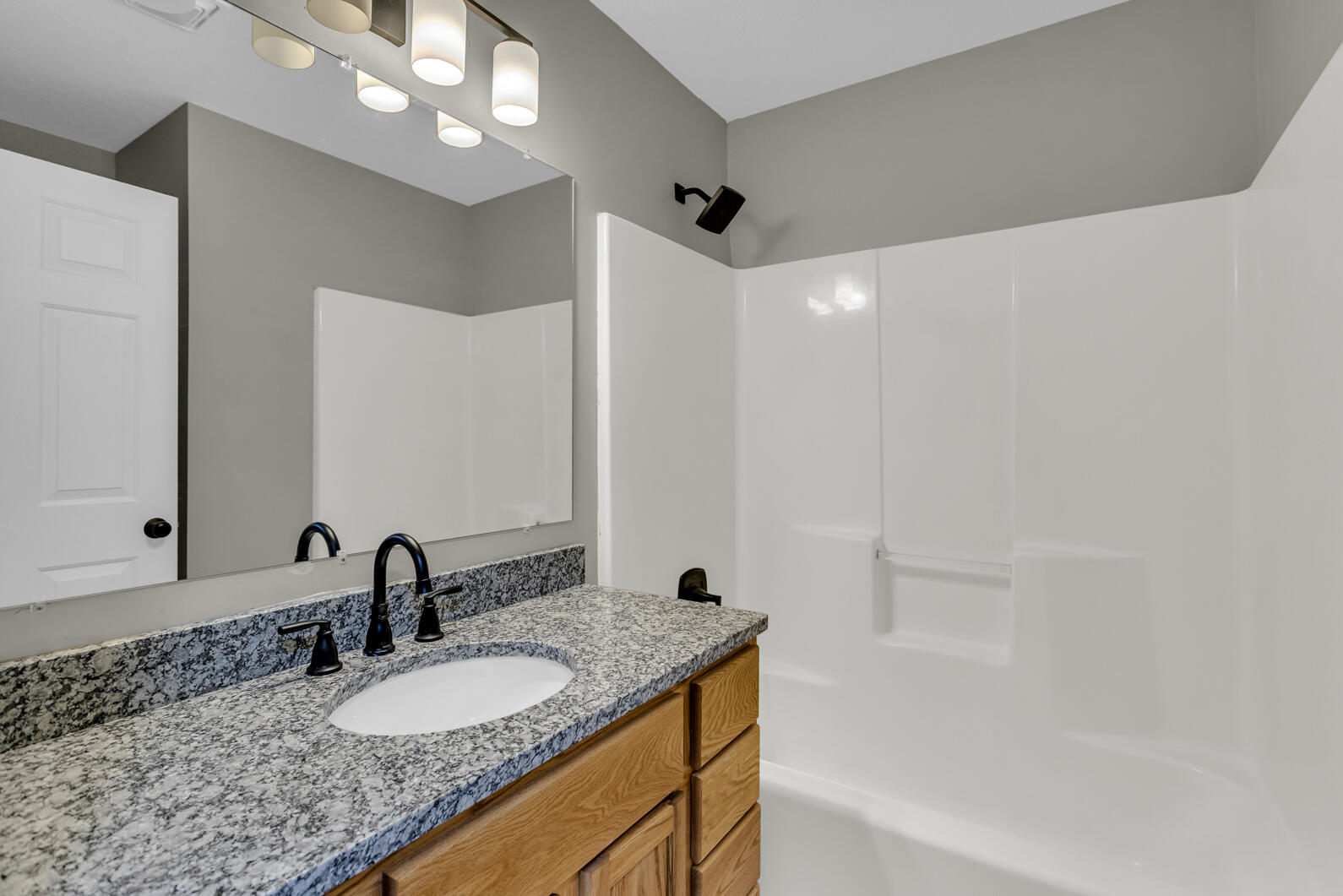 8373 South Stoney Lake Road Jackson, MI 49201 - Photo 20 of 40 0N0A8513