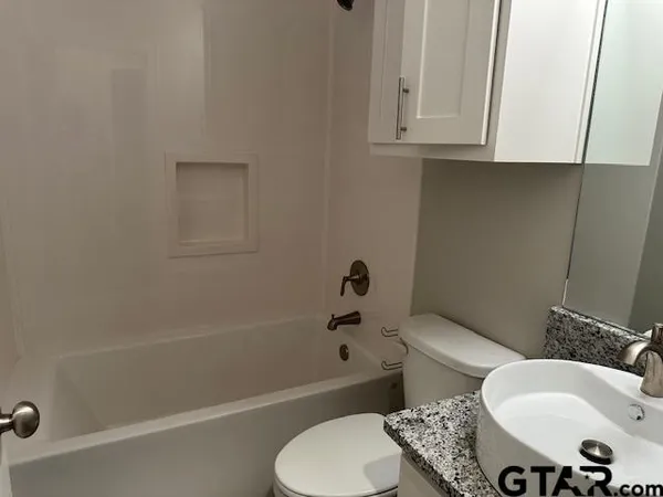 $1,900 | 16461 County Road 178, Unit 2, Tyler, TX 75703