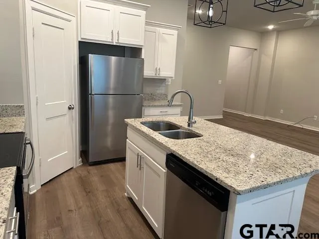 $1,950 | 16461 County Road 178, Unit 2, Tyler, TX 75703