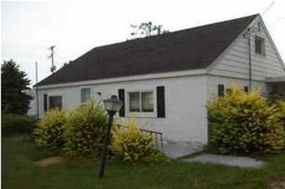 5722 North Wyman Road Edmore, MI 48829 - Photo 1 of 7 Primary Photo