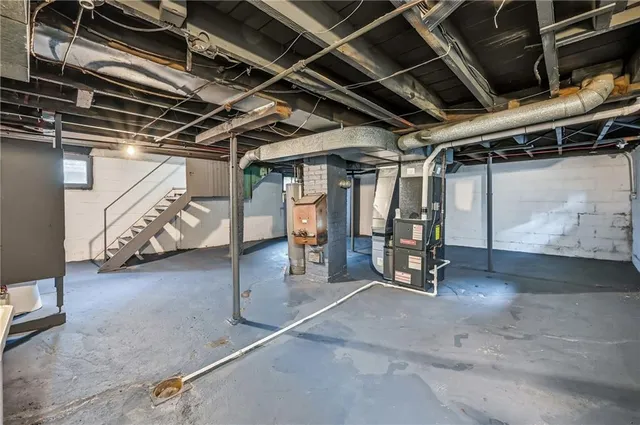 a view of a garage room