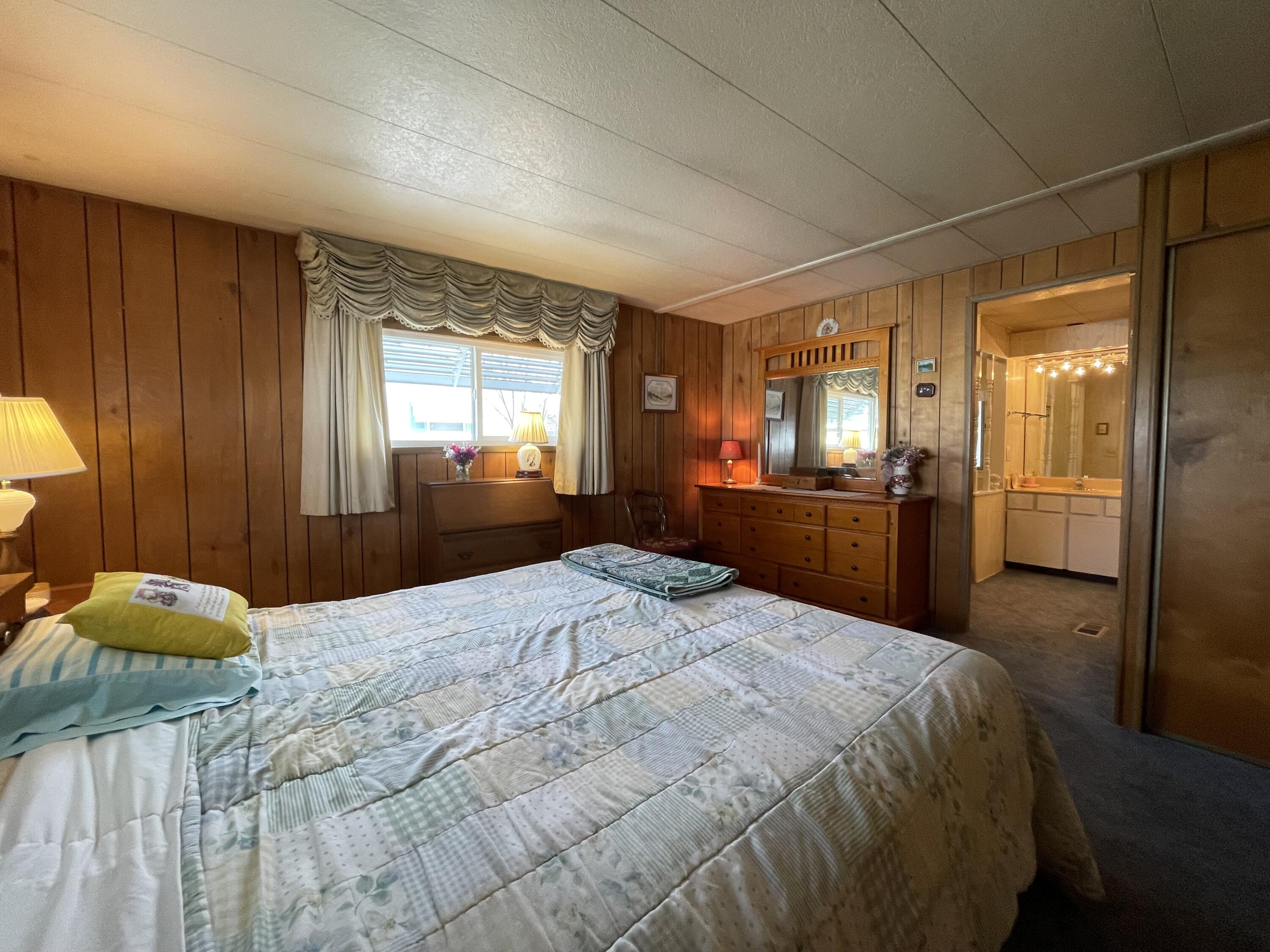 301 Freeman Road, Unit 91 Central Point, OR 97502 - Photo 29 of 33 IMG_0685