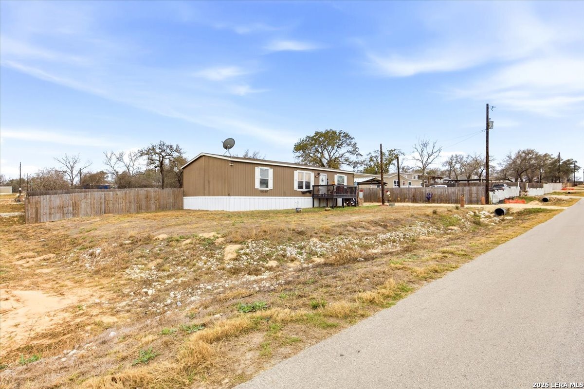 101 Rocky Ridge Drive Poteet, TX 78065 - Photo 2 of 36