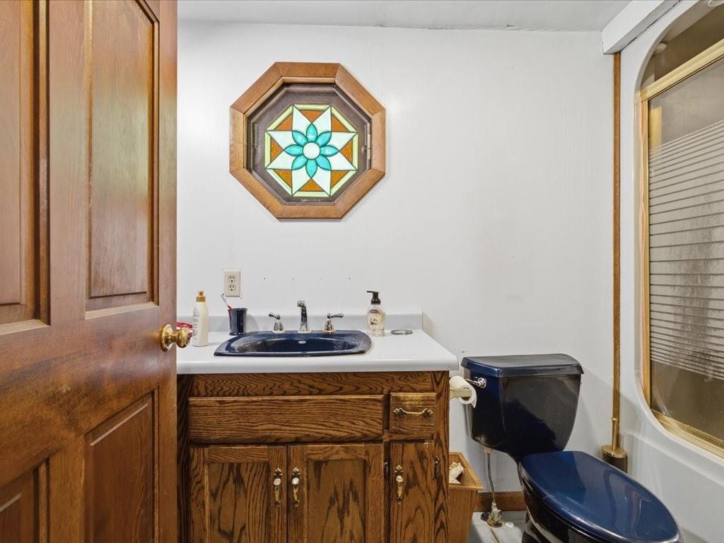 1826 Toms Run Road Holbrook, PA 15341 - Photo 25 of 50 2nd Floor Bath