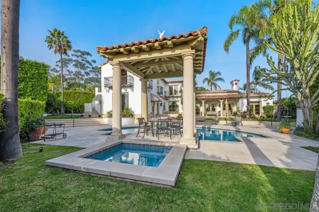 a view of a outdoor space