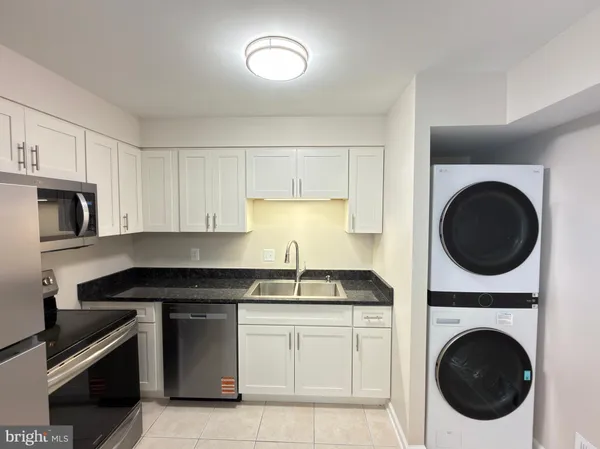 $2,400 | 9203 Hood Road, Manassas, VA 20110