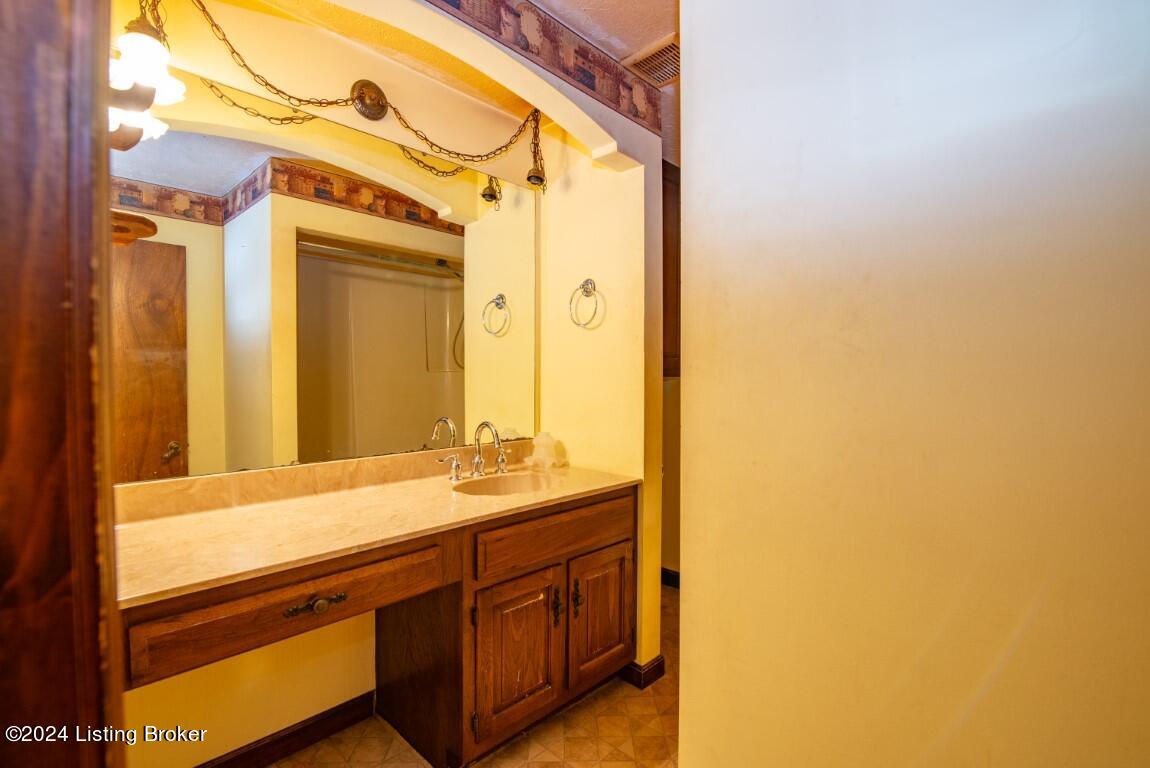 1305 Overall Phillips Road Elizabethtown, KY 42701 - Photo 59 of 80 1305 Overall Phillips Rd-59