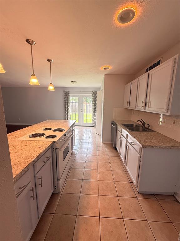 5512 Rutledge Drive The Colony, TX 75056 - Photo 3 of 19