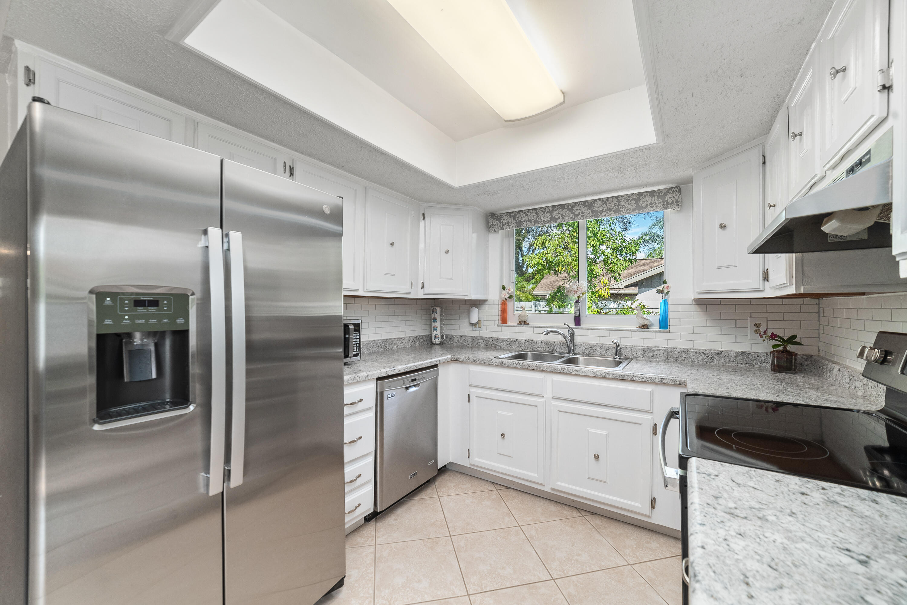 12245 Old Country Road South Wellington, FL 33414 - Photo 15 of 39 _DSC6220
