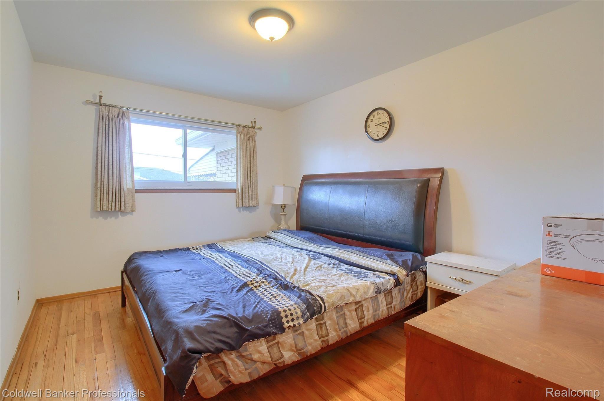 14115 Martin Road Warren, MI 48088 - Photo 16 of 28 16-2nd Bedroom.jpg