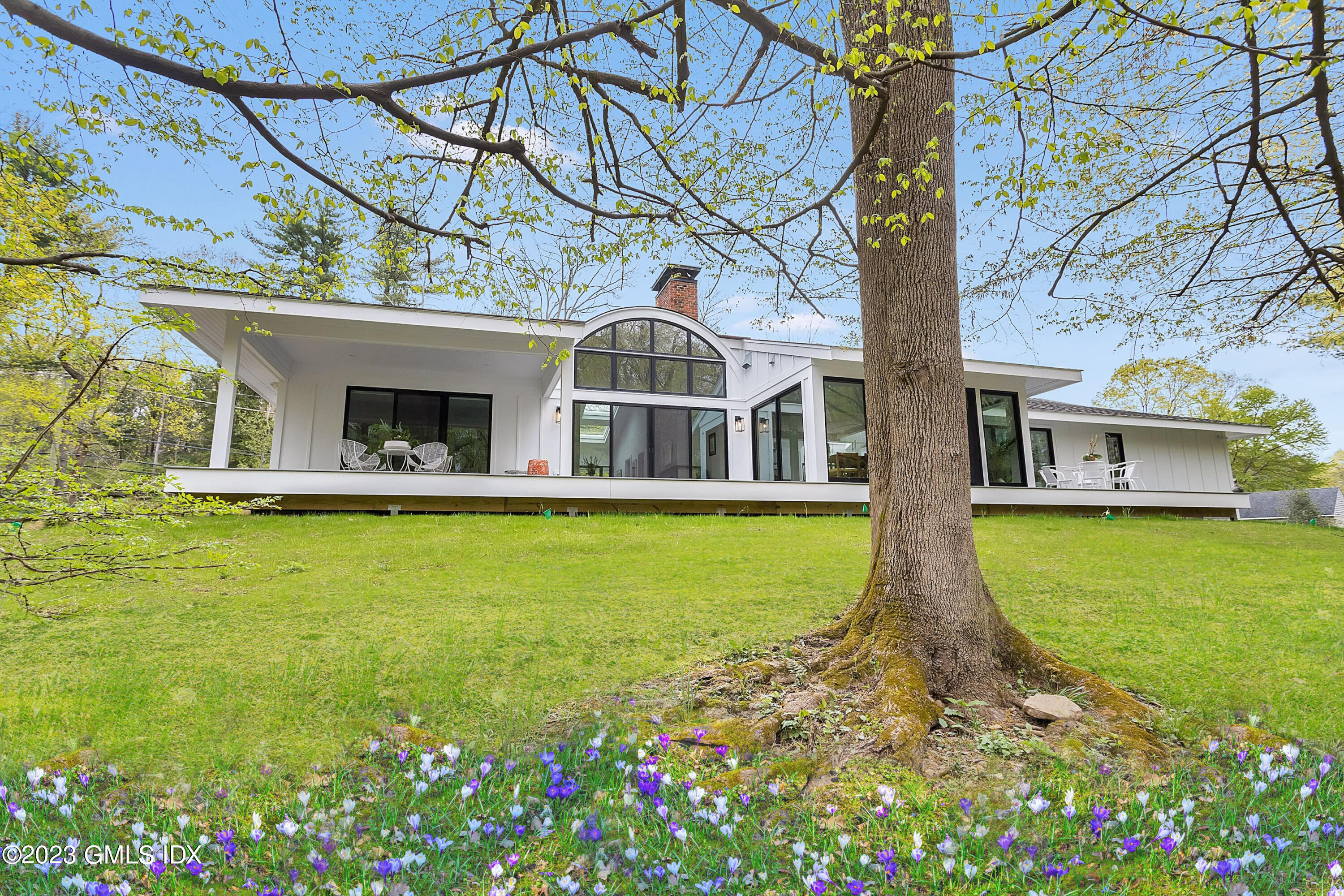 226 Riversville Road Greenwich, CT 06831 - Photo 1 of 28 027-438462-_X0A5129_12367917 copy