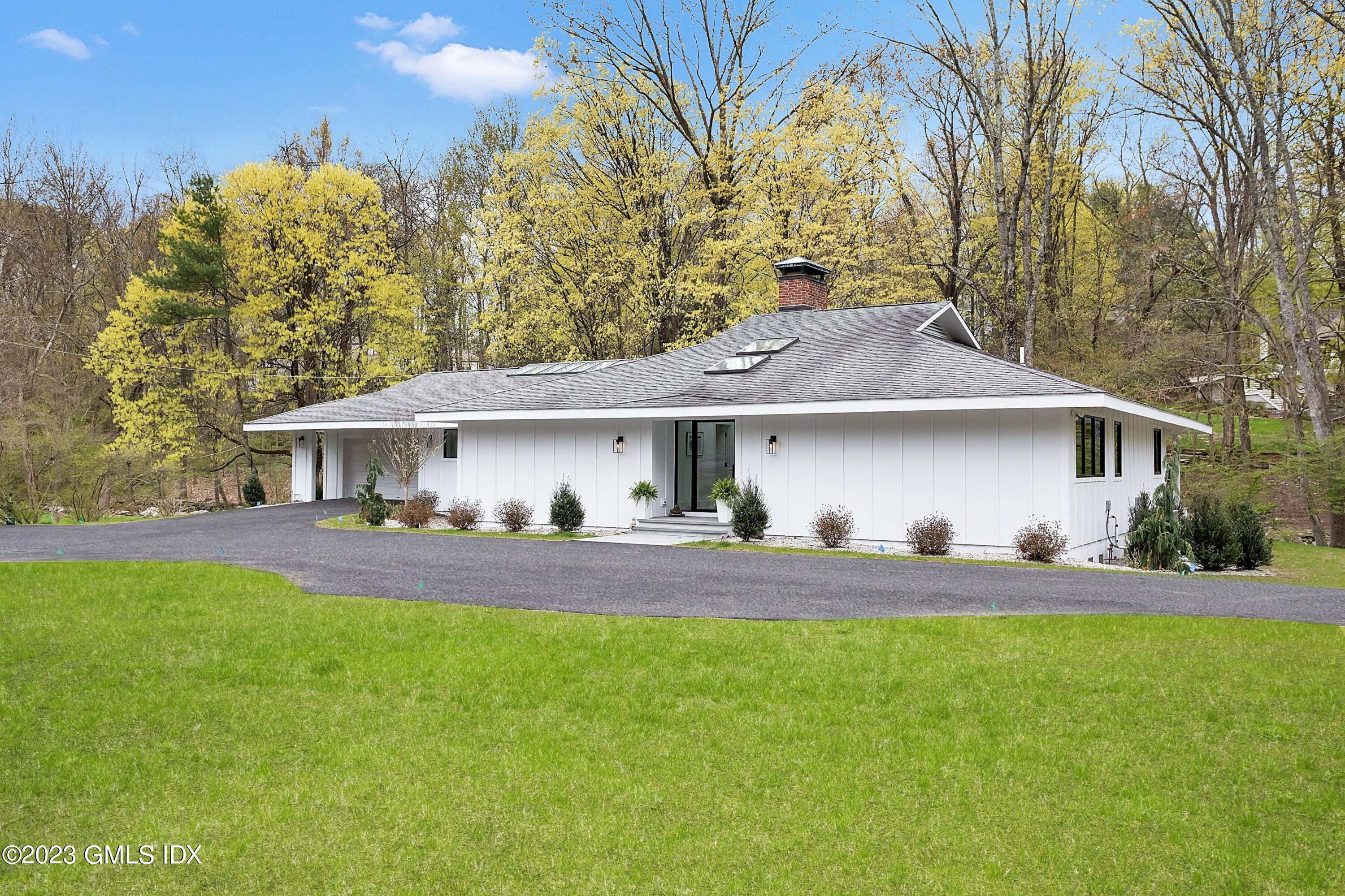 226 Riversville Road Greenwich, CT 06831 - Photo 2 of 28 001-438462-_X0A5121_12367908_12374334
