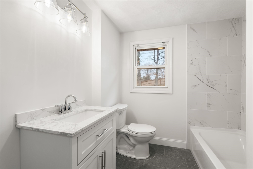 15 Phillip Road Billerica, MA 01821 - Photo 17 of 36