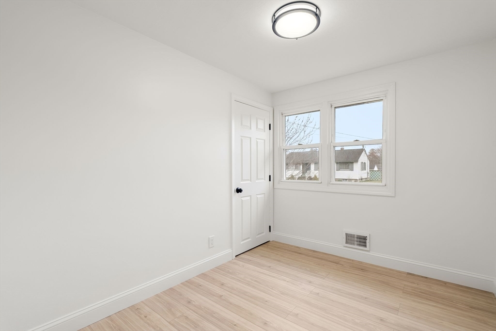 15 Phillip Road Billerica, MA 01821 - Photo 19 of 36