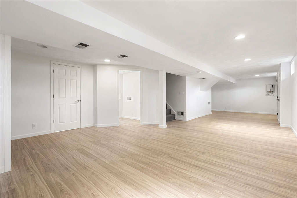 15 Phillip Road Billerica, MA 01821 - Photo 23 of 36