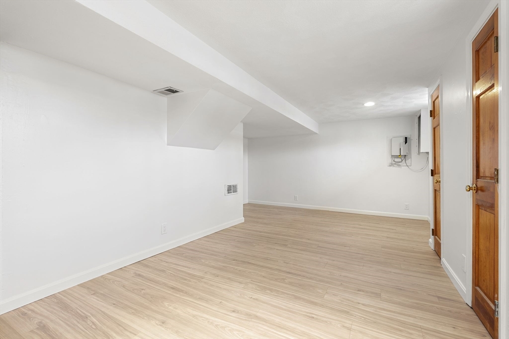 15 Phillip Road Billerica, MA 01821 - Photo 24 of 36