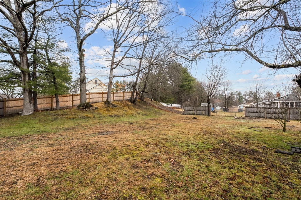 15 Phillip Road Billerica, MA 01821 - Photo 31 of 36