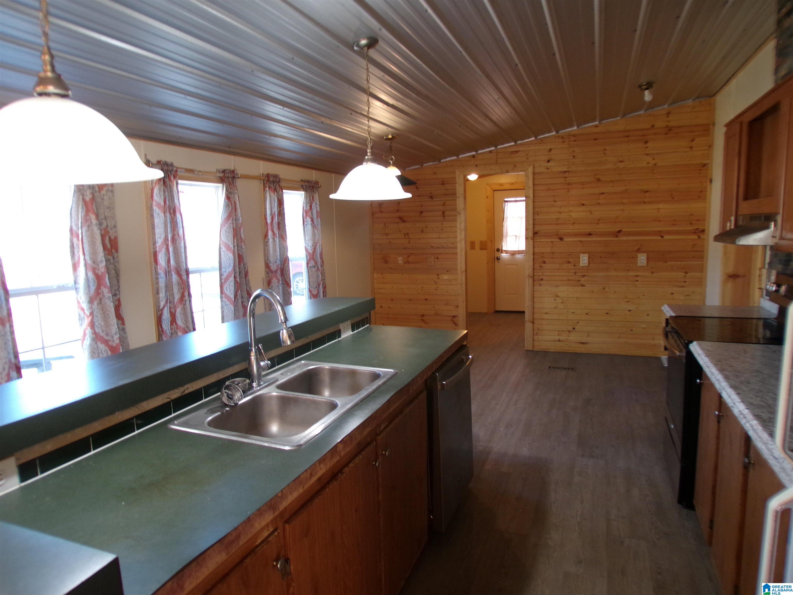 551 Ina Lane Oxford, AL 36203 - Photo 7 of 41