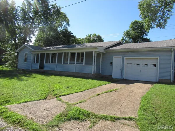 $92,500 | 403 Marvin Avenue, Cuba, MO 65453