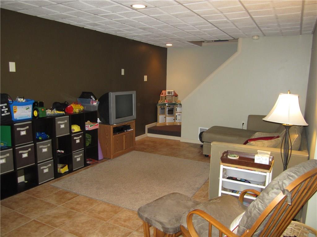 3563 Lee Run Road Hermitage, PA 16148 - Photo 14 of 22 Gallery Image 14