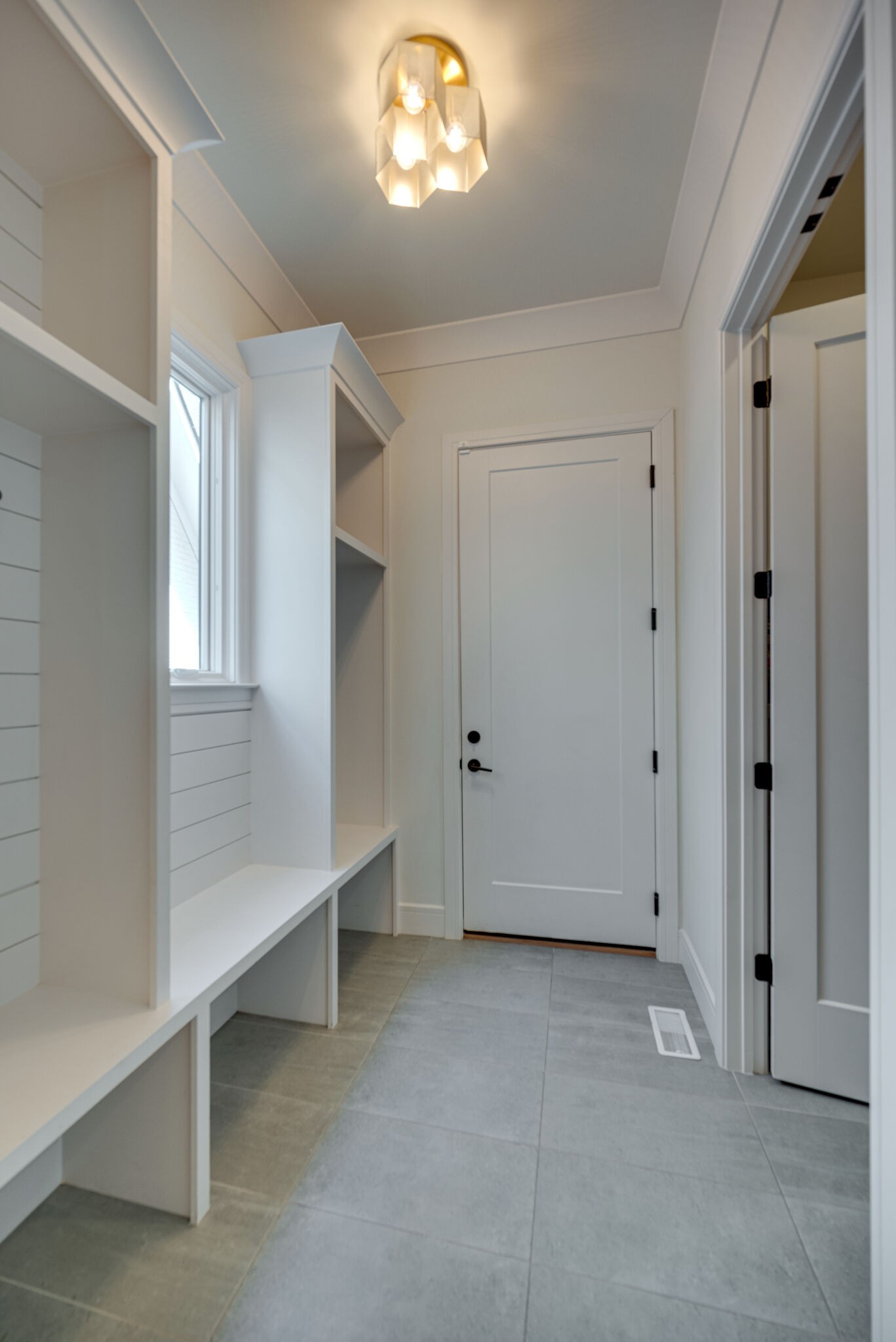 3503 Robin Road Nashville, TN 37204 - Photo 26 of 56 a view of an empty room with a window