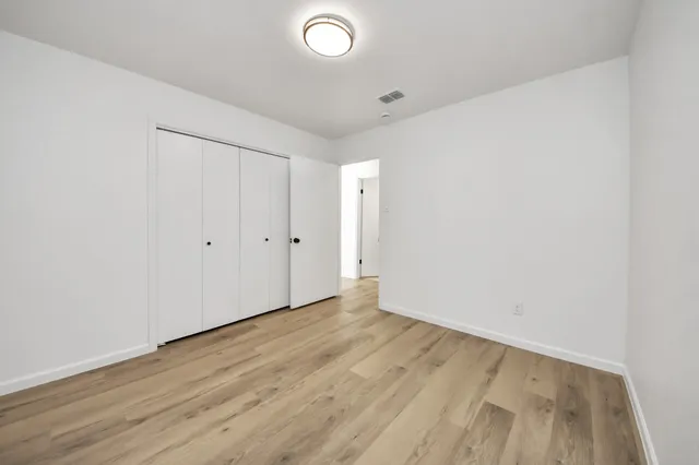 $255,000 | 3305 Avenue R, Rosenberg, TX 77471