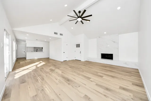 $255,000 | 3305 Avenue R, Rosenberg, TX 77471