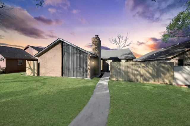 $255,000 | 3305 Avenue R, Rosenberg, TX 77471